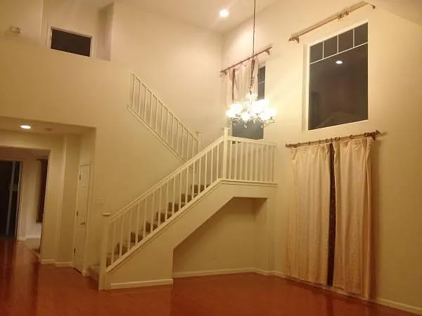 4 bed, 2635 sqft, $3,290 — Photo 4