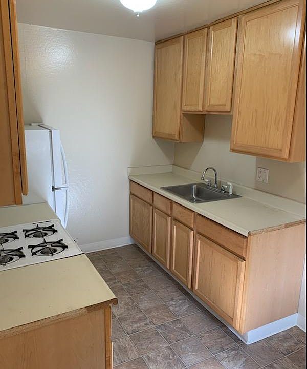 1st image of 1008 Madera Ave #3