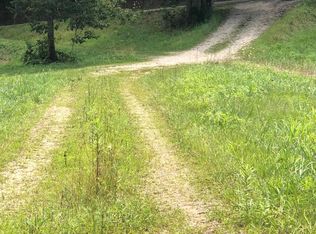 27 Champ Ln, Frenchburg, KY 40322