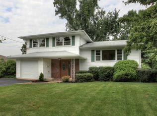 4 Avon Dr, Madison, NJ 07940