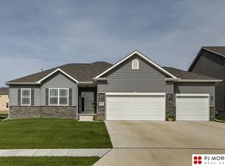 9016 N 173rd St, Bennington, NE 68007