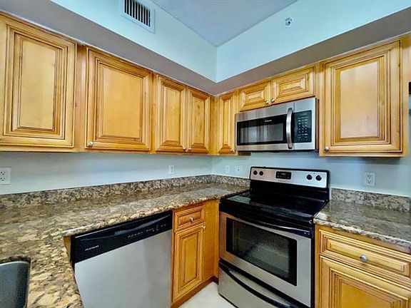 3rd image of 12178 Saint Andrews Pl APT 104