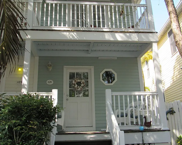 121 Golf Club Dr — Photo 1