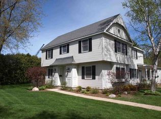 551 E Bay St, Harbor Springs, MI 49740
