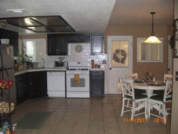 Open kitchen