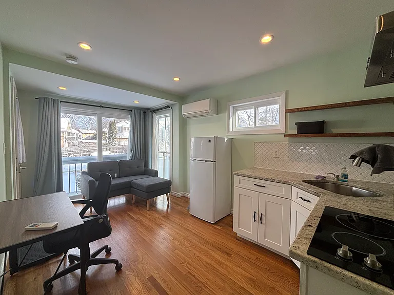30 Alaric St #1 — Photo 7