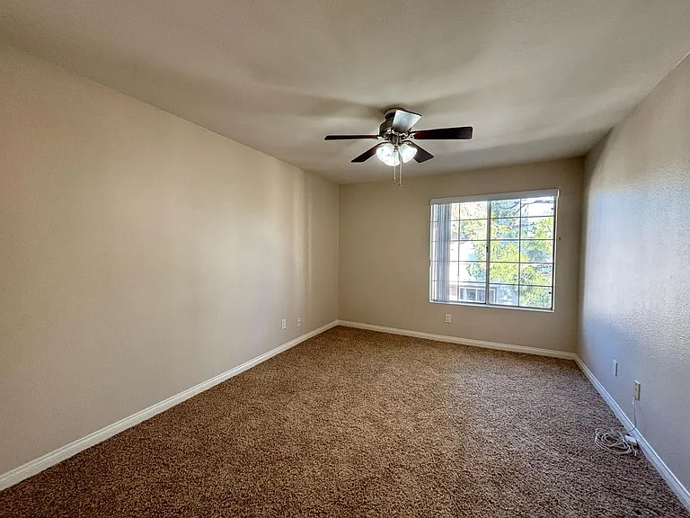 21450 Burbank Blvd #301 — Photo 19