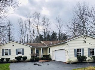 1667 S Creek Rd, Derby, NY 14047