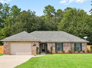 44141 Washley Trace Cir, Robert, LA 70455