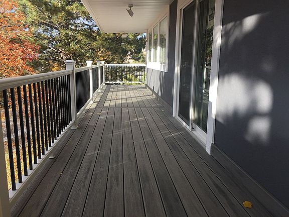 2nd image of 3644 E Oakview Dr
