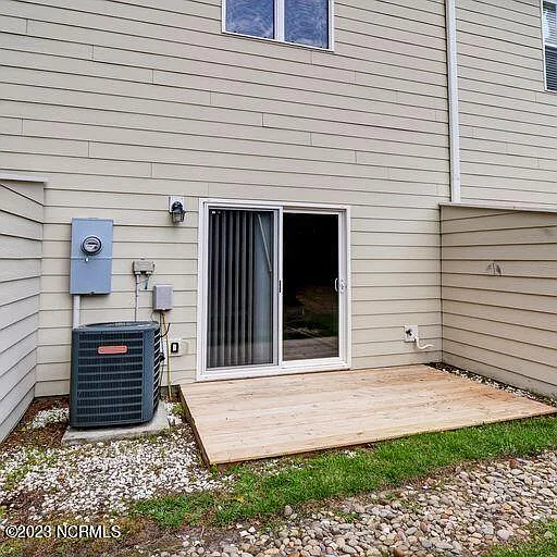 933 Downey Branch Ln — Photo 24