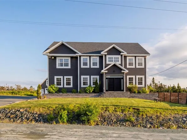 30 Johnathan Heights, St. Philips, NL A1M1A1
