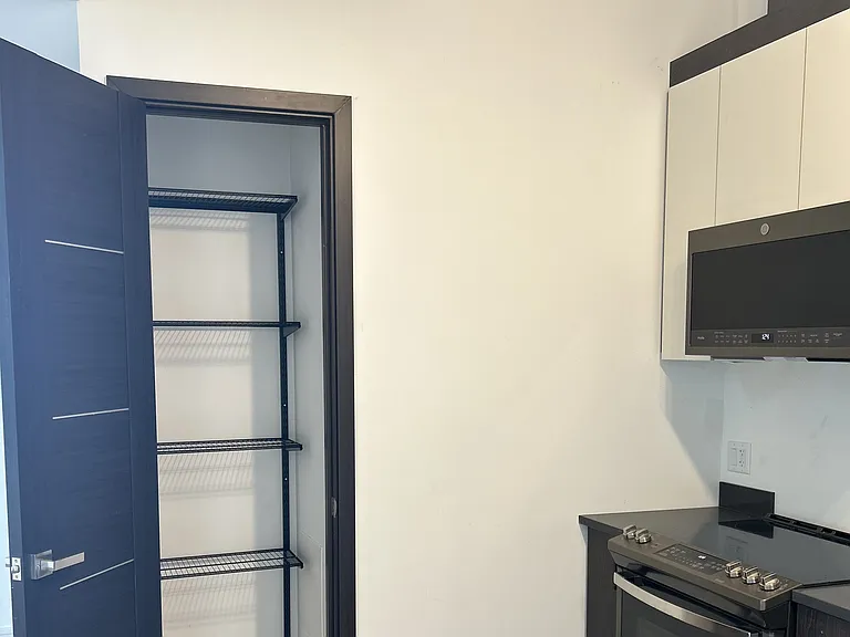 150 Marketplace Ave — Photo 59