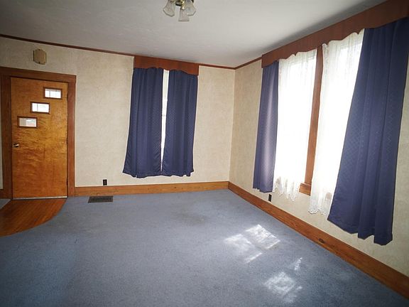 5th image of 14 Beechgrove Ave Lot 1