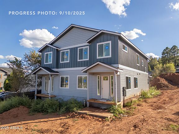 2nd image of 1921 E ARROWHEAD Avenue