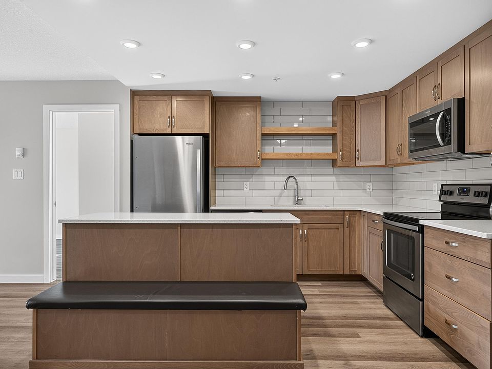 1st image of 5504 Schonsee Dr NW #131