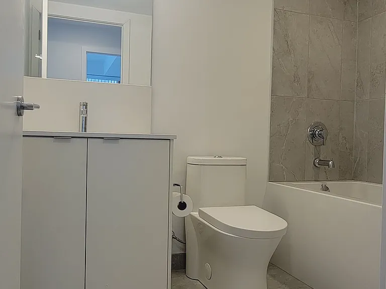 1612 Charles St #136-C — Photo 23