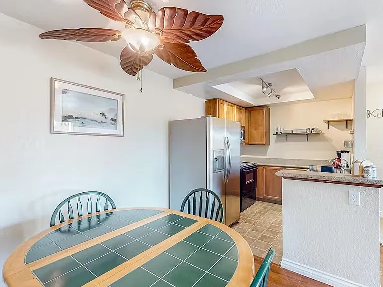 432 Edgehill Ln #20 — Photo 2