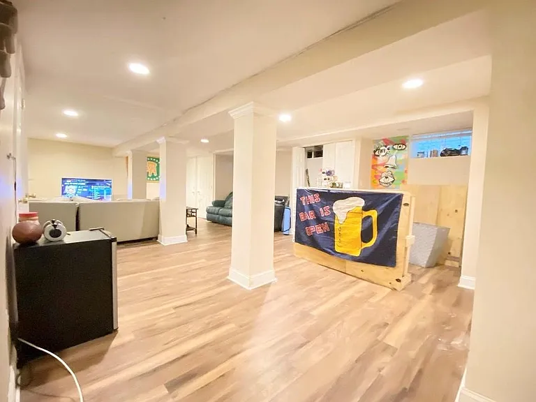 4 O St #1 — Photo 9