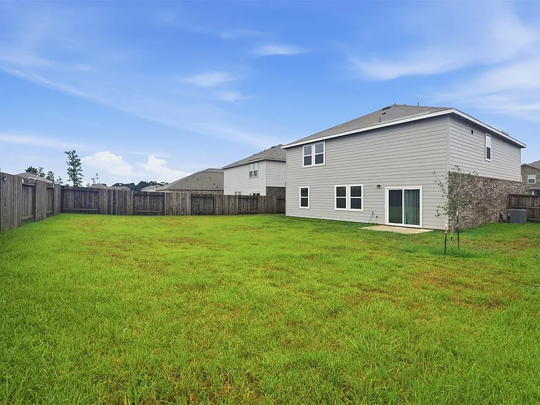 21630 Cottage Ln — Photo 33