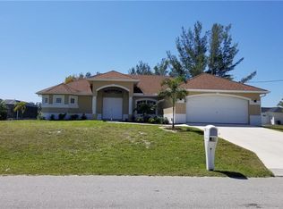 2808 SW 8th Pl, Cape Coral, FL 33914