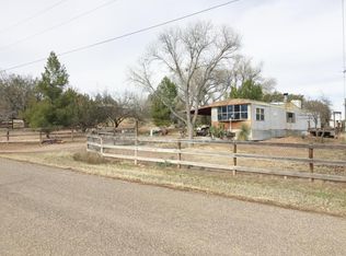 3916 E Mountain View Rd, Rimrock, AZ 86335