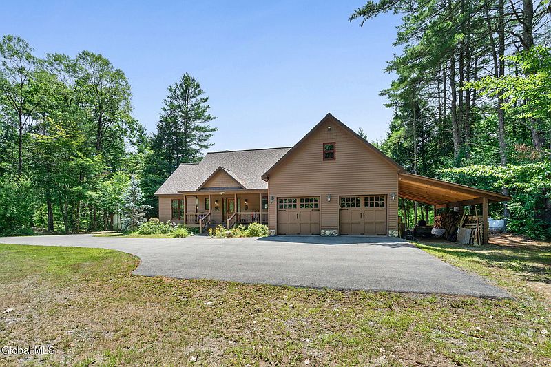 3rd image of 137 N Bennett Road