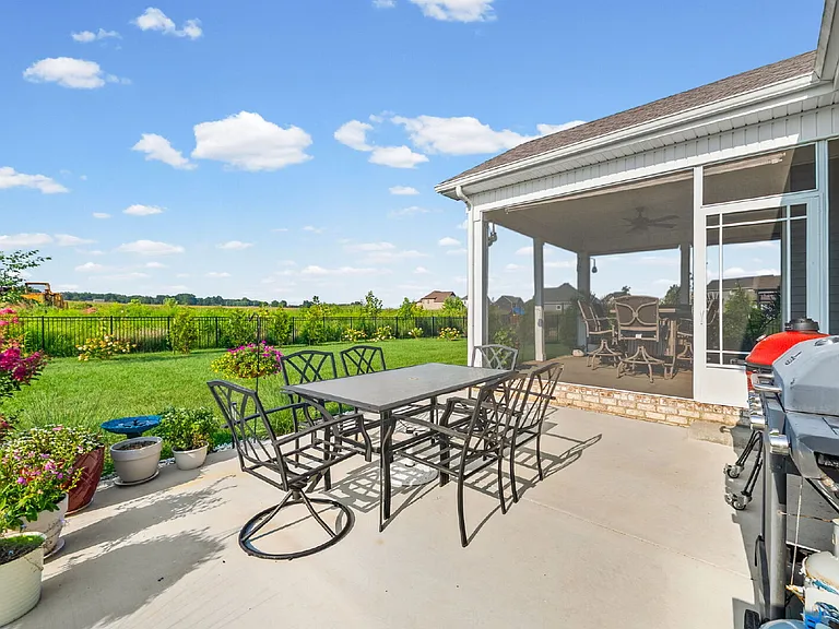 538 Fieldview Way — Photo 34