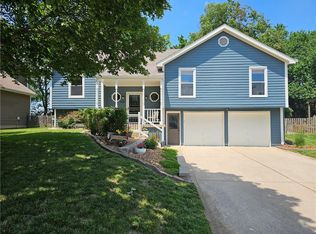 2024 SW 1st St, Lees Summit, MO 64081