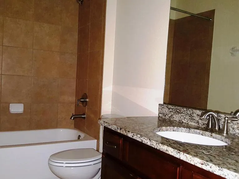 13778 Summerport Trail Loop — Photo 16