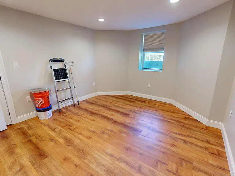 41 Winchester St #1 — Photo 7