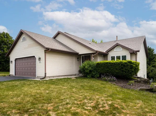 1037 Eton COURT, Hartland, WI 53029