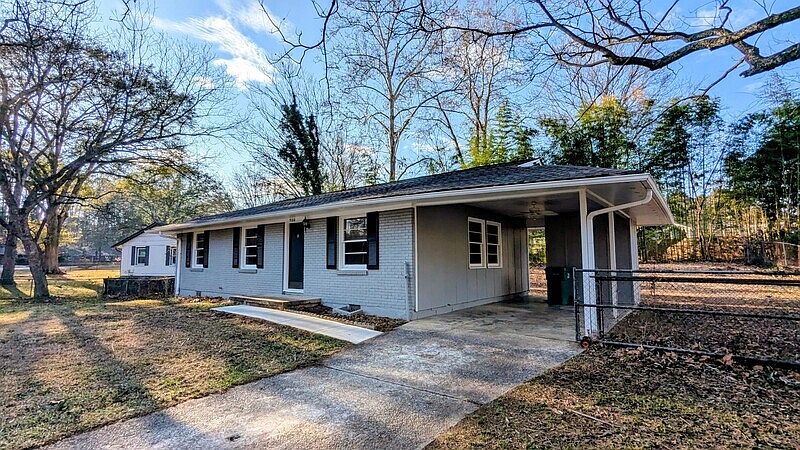 1st image of 3100 Highland Dr SE