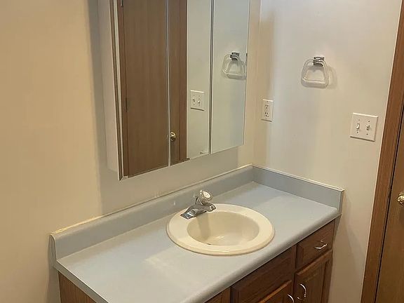 3rd image of 6602 Logan Ave