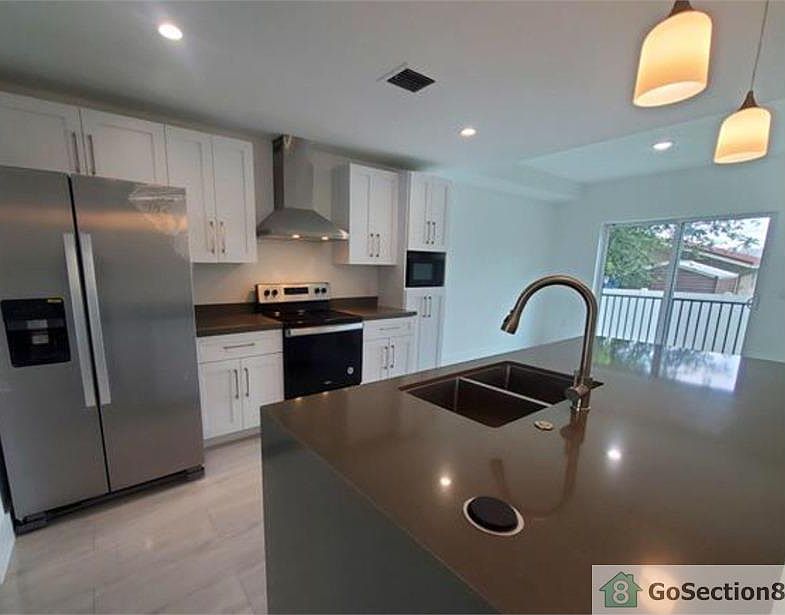 2nd image of 414 Foster Rd #206A