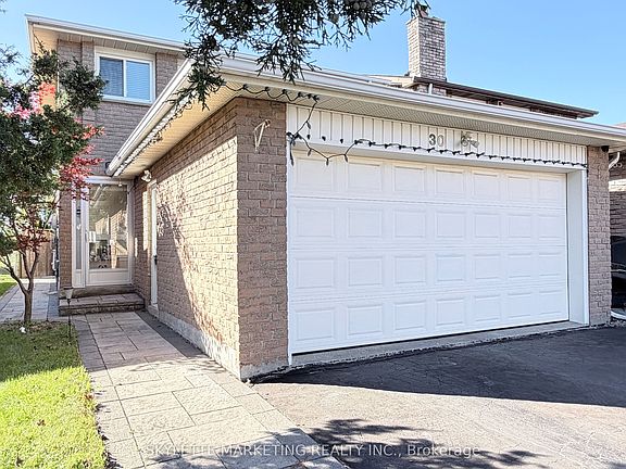 2nd image of 30 Ascot Cres