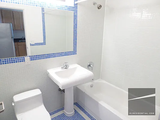 Rented by Highline Residential | media 32