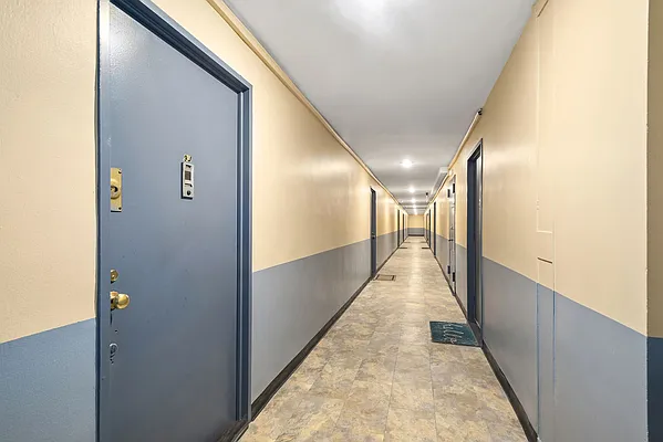 Rented by Living Room NY Corp | media 5