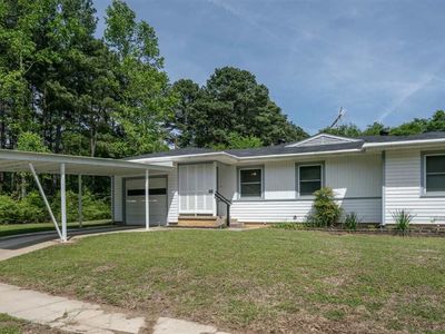 900 Lawrence Dr, Longview, TX, 75604