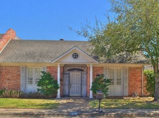 804 Dogwood Ln, Bryan, TX 77802