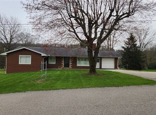 254 Forks Church Rd, Leechburg, PA 15656