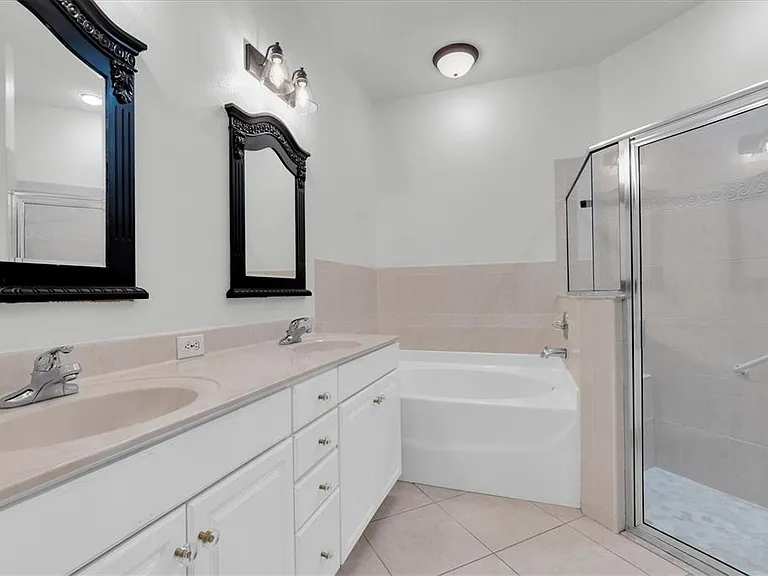 3312 Chapel Creek Cir — Photo 16