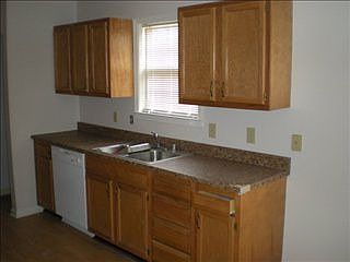 3rd image of 104 Otter Ct
