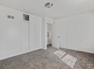 9443 Jennings Station Rd, Saint Louis, MO 63136