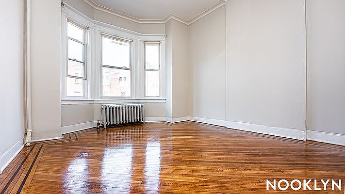 1st image of 1129 Rogers Ave #1