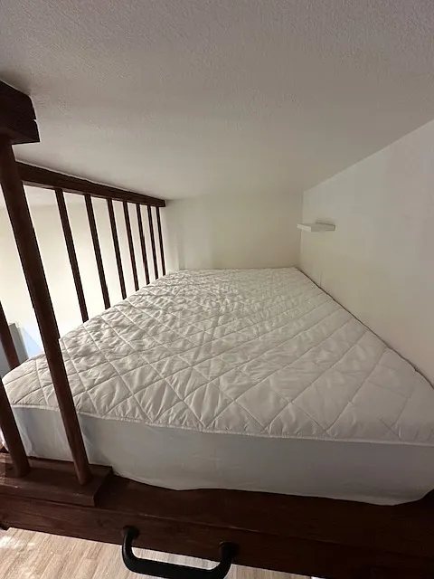 Studio, 200 sqft, $1,350 — Photo 1