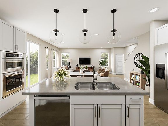 7th image of this home
