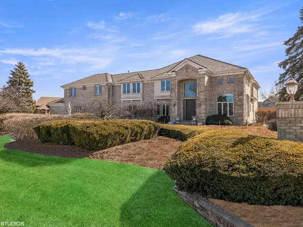 1580 Macalpin Cir, Inverness, IL 60010