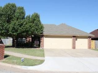 15205 Derrick Cir, Oklahoma City, OK 73170