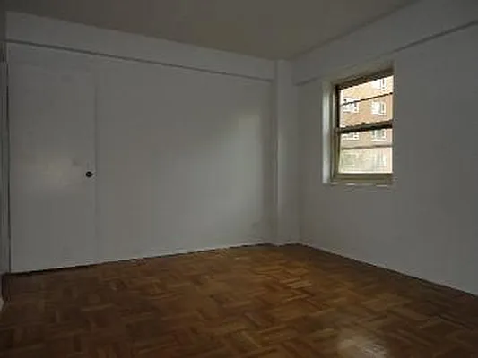 Sold by Corcoran | media 22